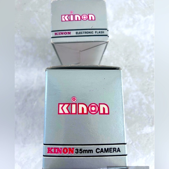 Vintage Set! NIB Kinon 35 mm SL3 Film Camera w/ new attachable electronic flash! - Picture 6 of 6